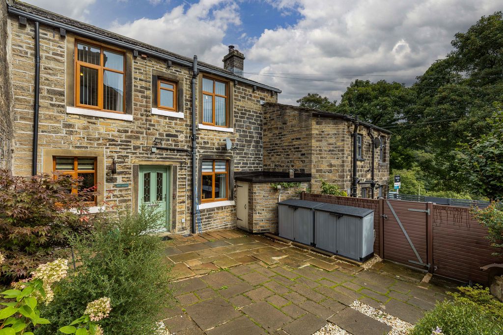 268 Oldham Road